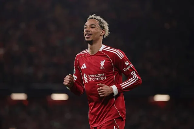 ريال-مدريد-يراقب-مهاجم-ليفربول