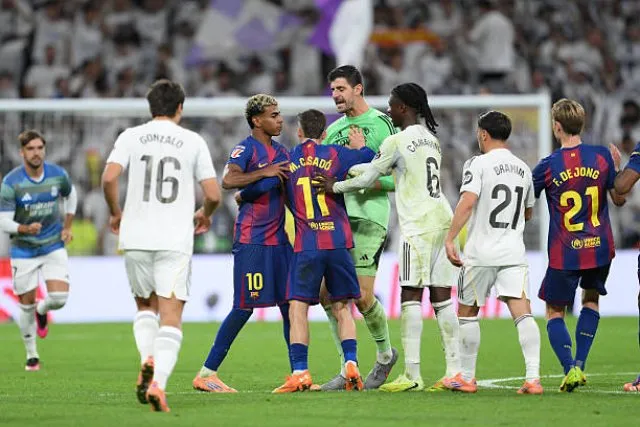 ماذا-يحتاج-برشلونة-لحسم-لقب-الدوري-الإسباني-في-الكلاسيكو؟
